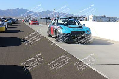 media/Nov-19-2022-Speed Ventures (Sat) [[eb5c8f9508]]/Around the Pits/Pre Grid Race Group/